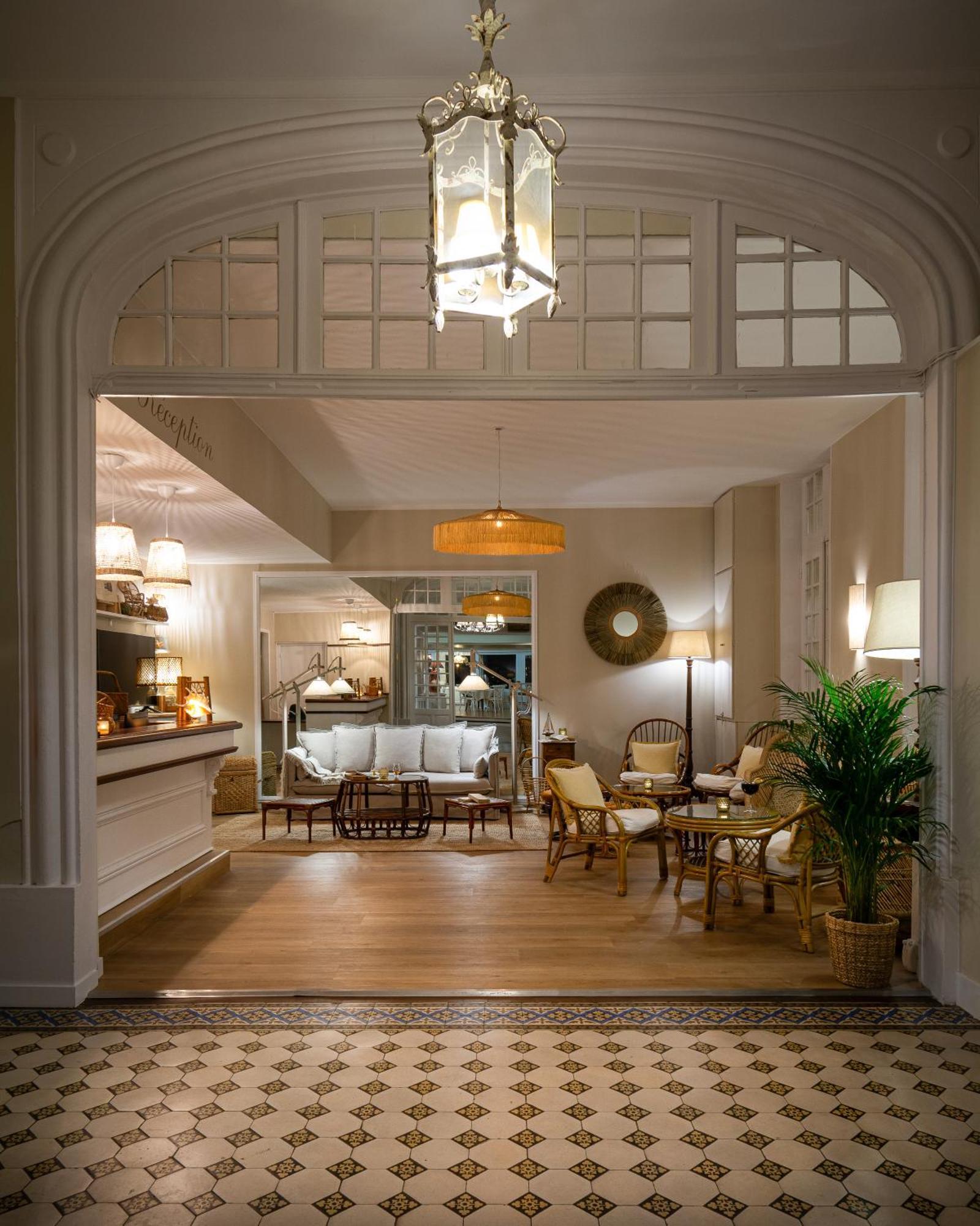Hotel De La Plage Courseulles-sur-Mer Kültér fotó