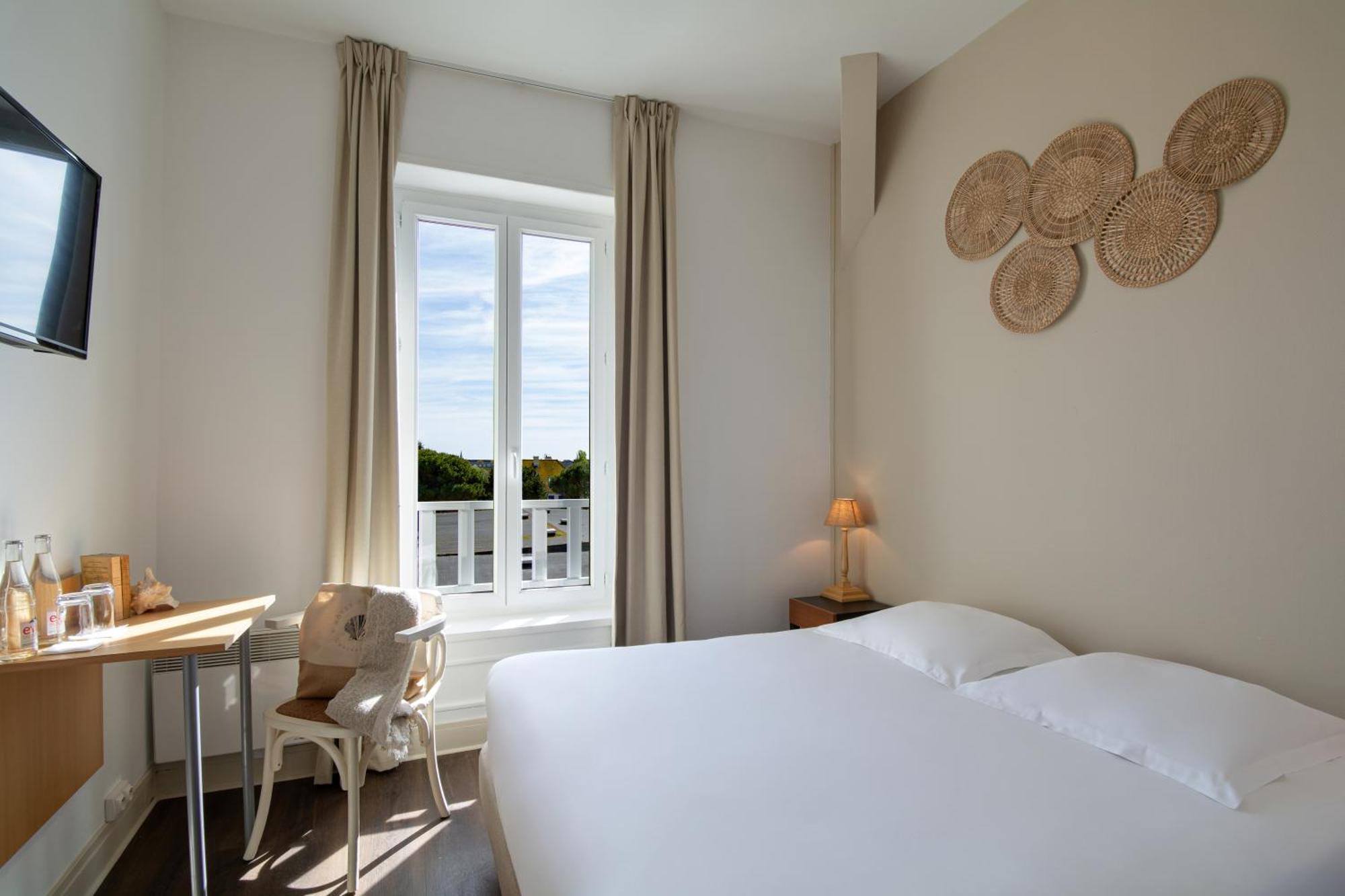Hotel De La Plage Courseulles-sur-Mer Kültér fotó